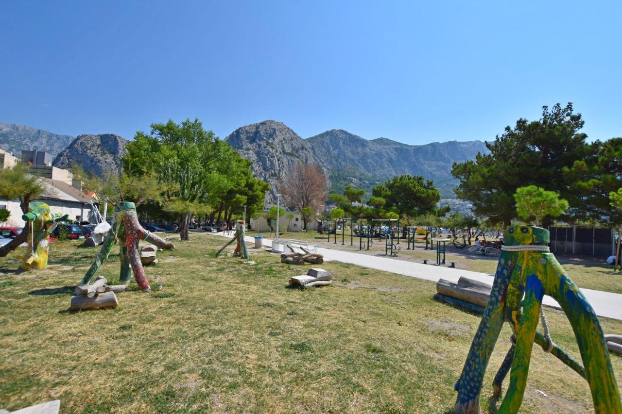 Apartment Mandic Omis Exterior photo