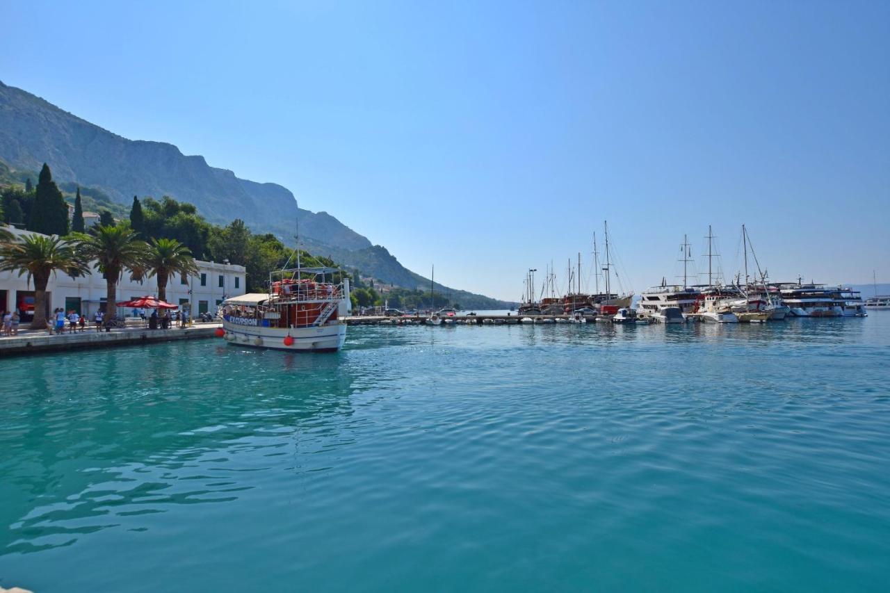 Apartment Mandic Omis Exterior photo